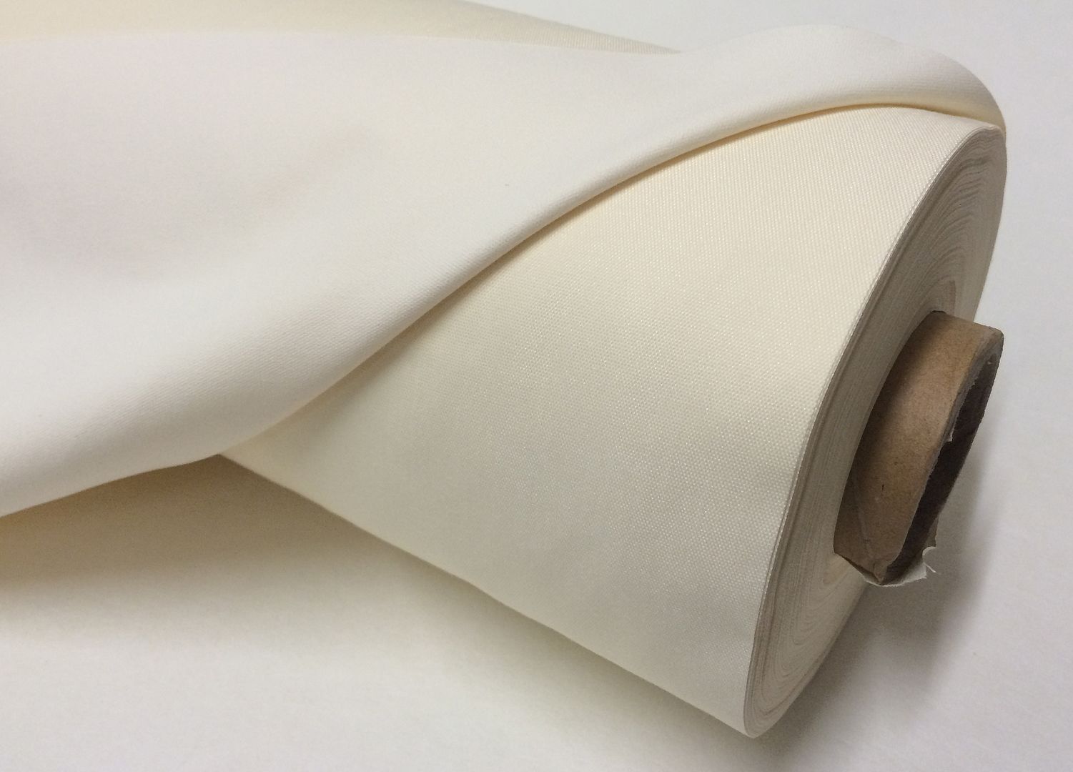 BLACKOUT CURTAIN LINING FABRIC 3 PASS IVORY THERMAL MATERIAL SOLD PER